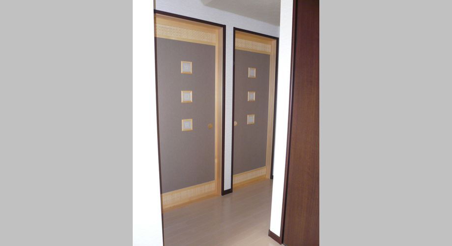 【和室入口】和室の入口も組子格子を使ったデザインとしました。